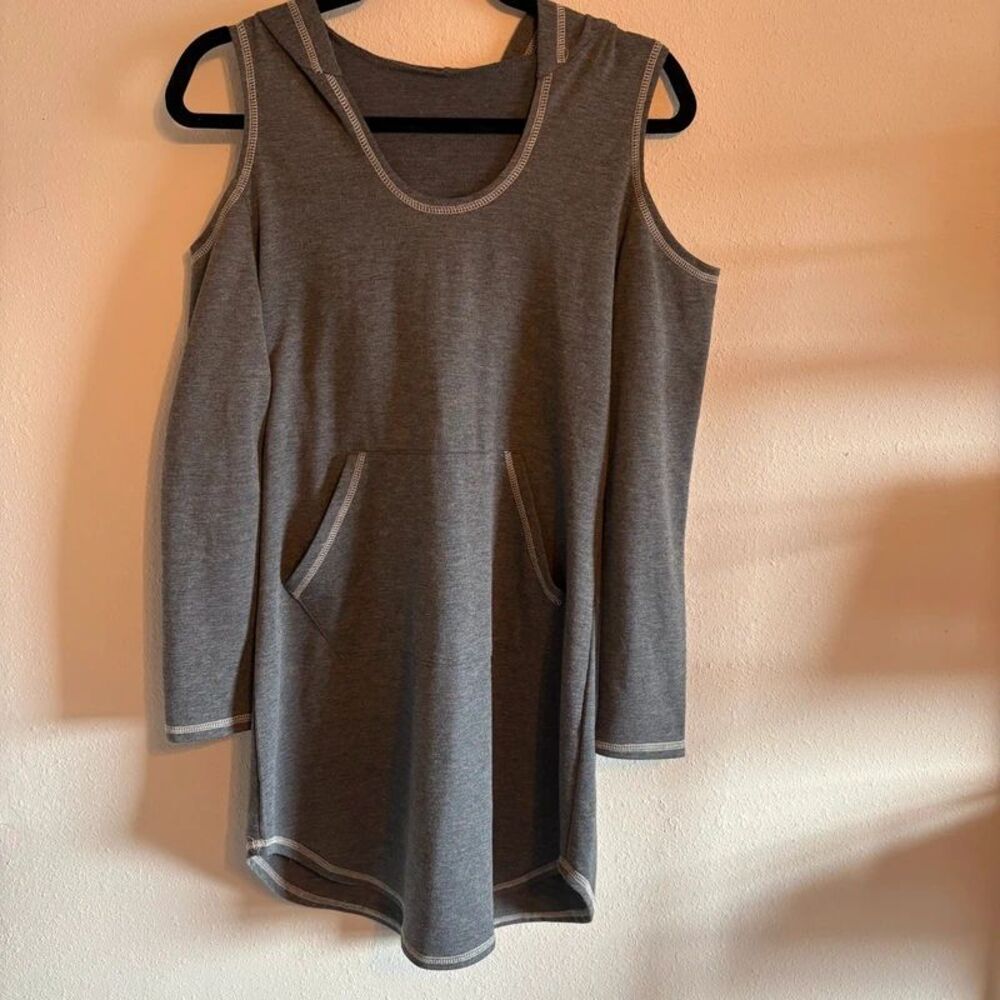 Gray Hooded Tunic Top Long Sleeve Kangaroo Pocket Fits L-XL